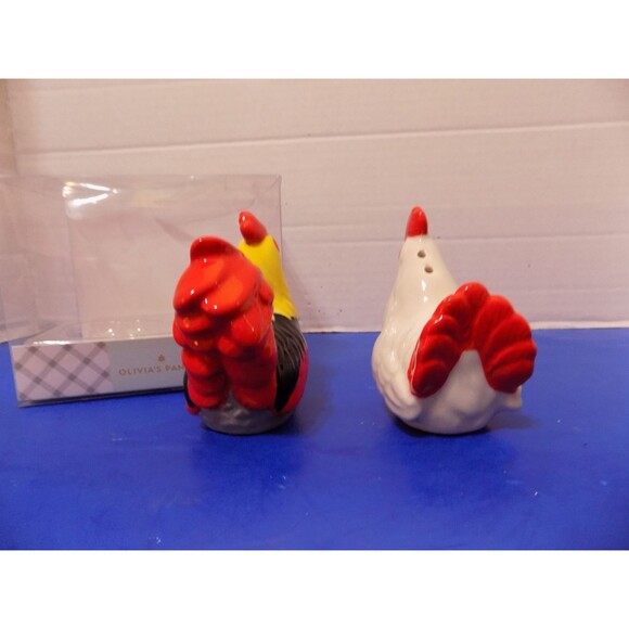 NEW Olivias Pantry Rooster Chickens Hens Salt and Pepper Shakers Country Home - Picture 3 of 7